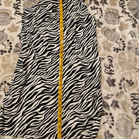 New York & Co Zebra Print Dress - Picture 4 of 5